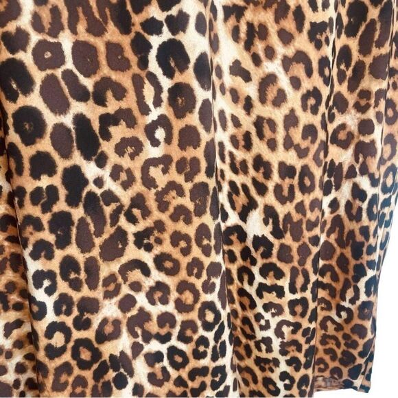 Express Leopard Satin V‑Neck Blouse Short Sleeve Flowing Silky Top Size M | EUC - Picture 6 of 9